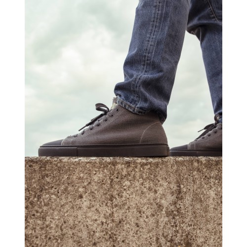 Winter Explorer Anthracite Vegan Shoes Made in Italy | Risorse Future