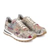 Roger Sneaker Vintage Label