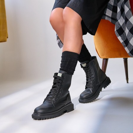 Zoe Boots Black Vegan Made in Italy | Risorse Future