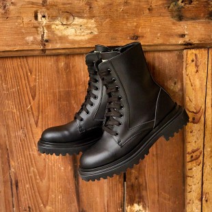 Zoe Stiefel Black Vegan Made in Italy | Risorse Future