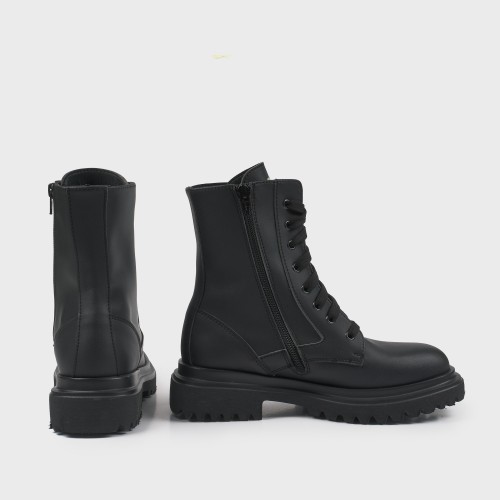 Zoe Boots Black Vegan Made in Italy | Risorse Future