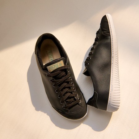 Terra Barefoot Nero Vegan Made in Italy | Risorse Future Terra Barefoot Nero Vegan Made in Italy | Risorse Future