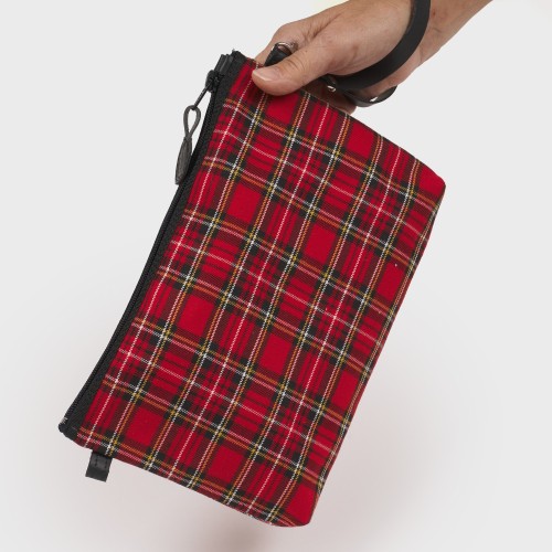 Pochette Winter '25 Made in Italy | Risorse Future